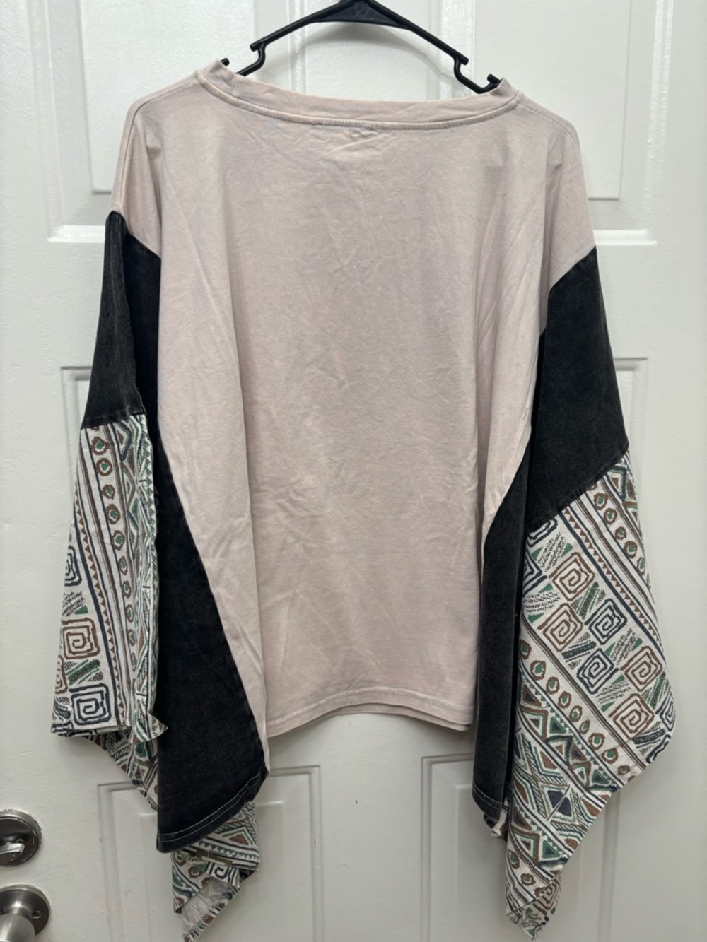 Sonny & Cher Graphic Tee in Dusty Pink - Picture 2 of 7